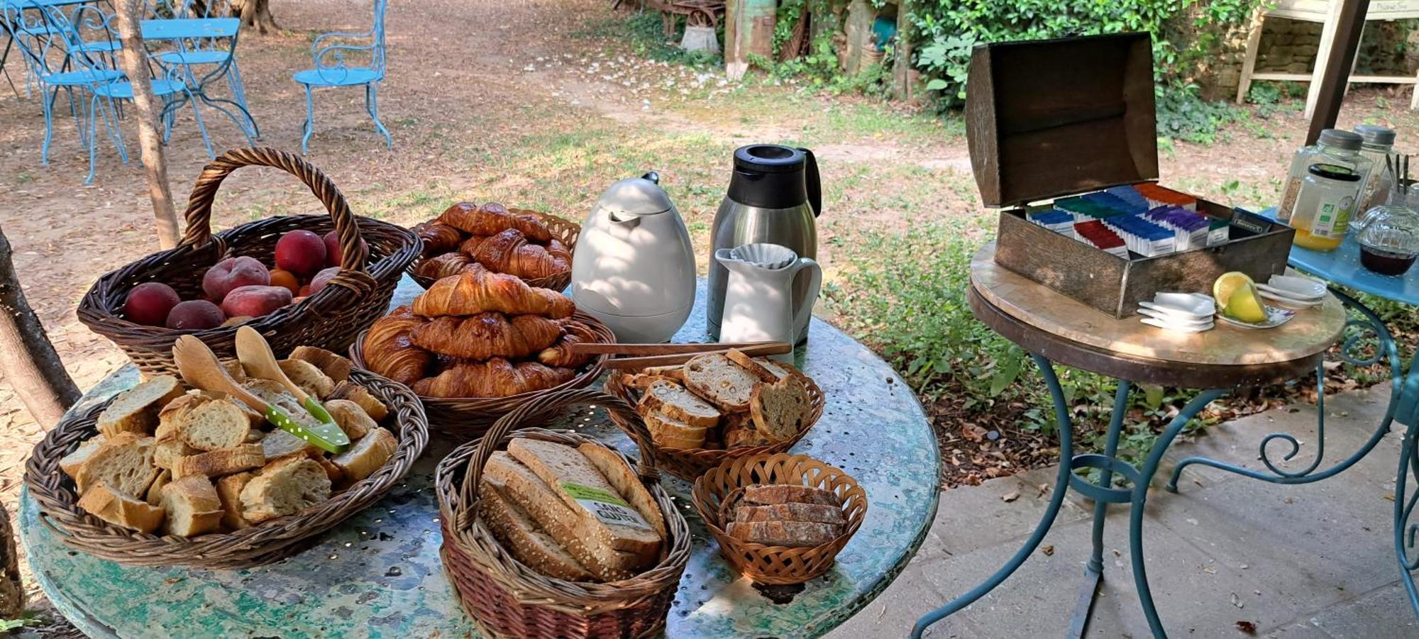 Le Mas Du Lac Uzès Dış mekan fotoğraf